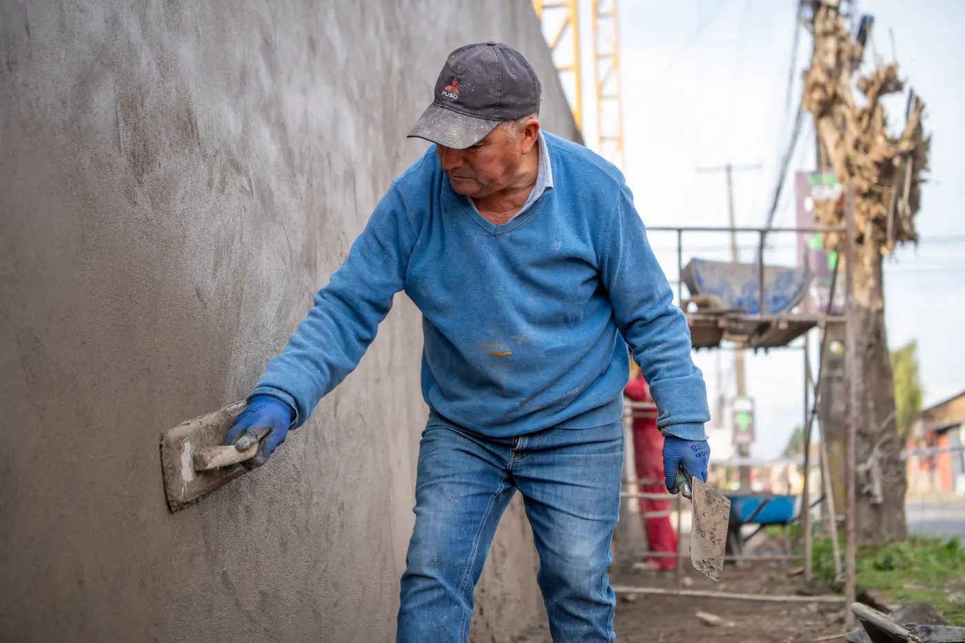 Estucado de muros exteriores — proyecto de Rosa V. en San Javier